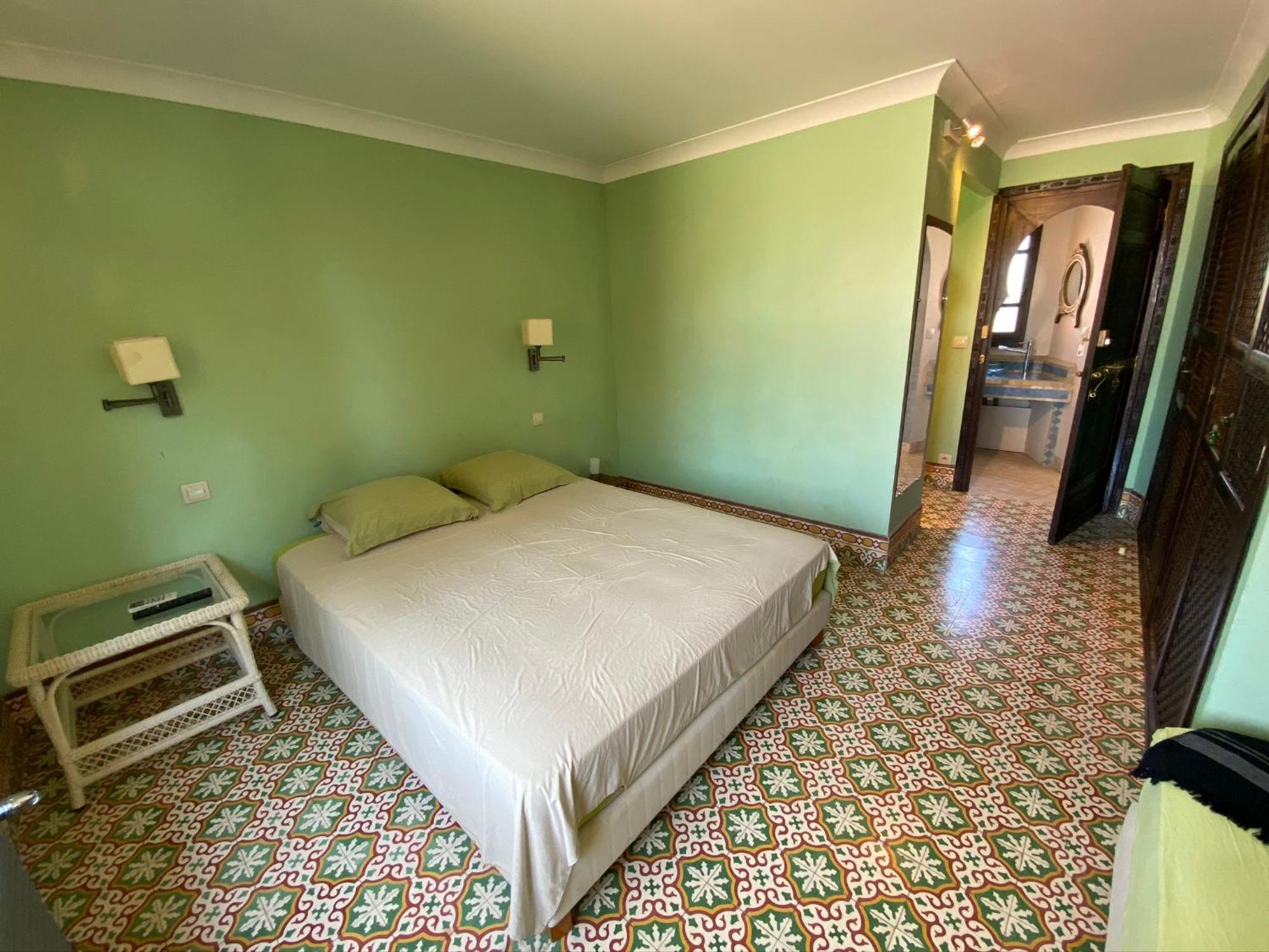 Chambre Emeraude, Riad 9 Couple Only Au Village Naturiste Agde Exterior photo